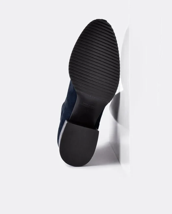 BOTA MOSQUETERA ULTRASUEDE MARINO