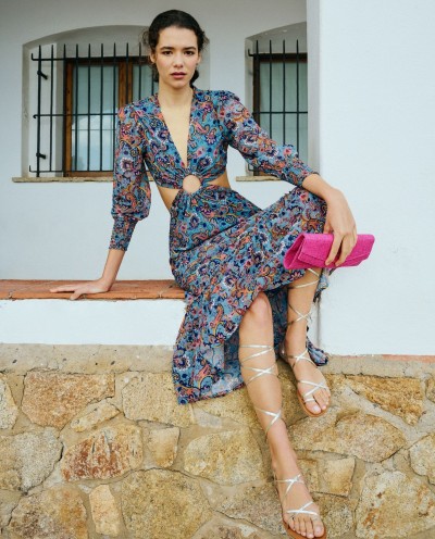 VESTIDO MIDI ARO DELANTERO...