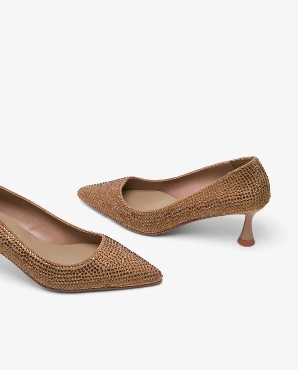 SALÓN CUERO DE ANTE Y STRASS