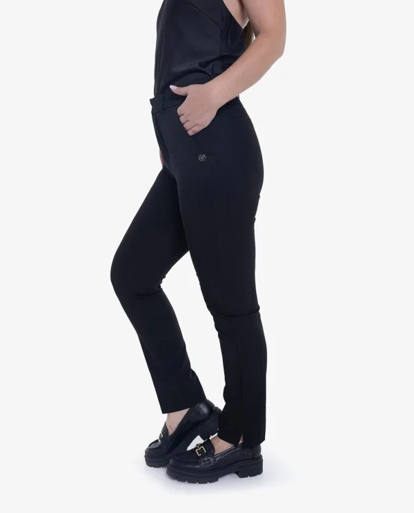 PANTALÓN RECTO NEGRO