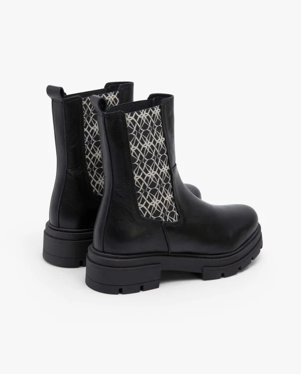 BOTIN ELASTICO NAPA NEGRO