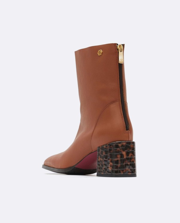SQUARE POINT NAPA BROWN ANKLE BOOT