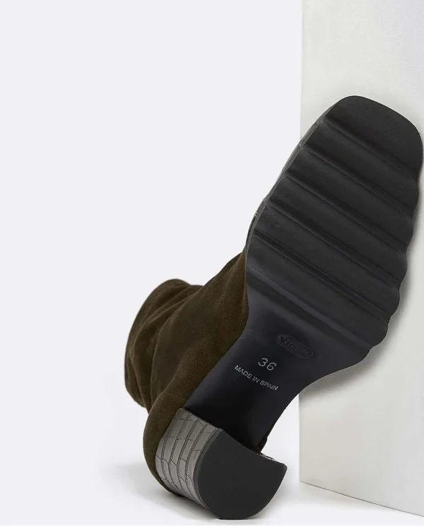 BOTIN CREMALLERA FRONTAL ULTRASUEDE...