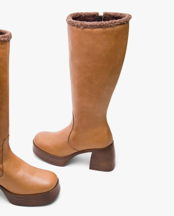 BOTA ALTA VIVO NAPA CUERO