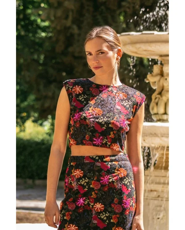 TOP CROP NEGRO BORDADO CON LENTEJUELAS