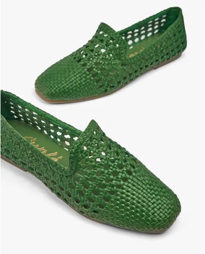 MOCASIN PIEL TRENZADA VERDE 2