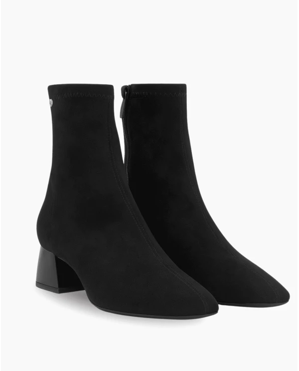 BOTIN ULTRASUEDE NEGRO