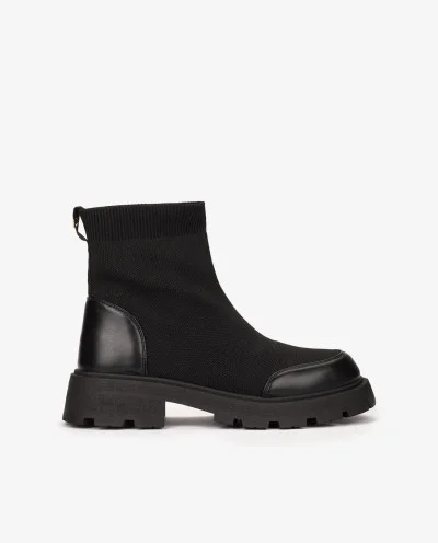 BOTÍN NEGRO TIPO CALCETÍN...