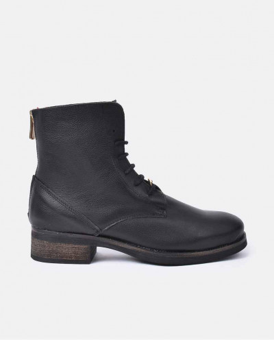 BLACK NAPPA ANKLE BOOT