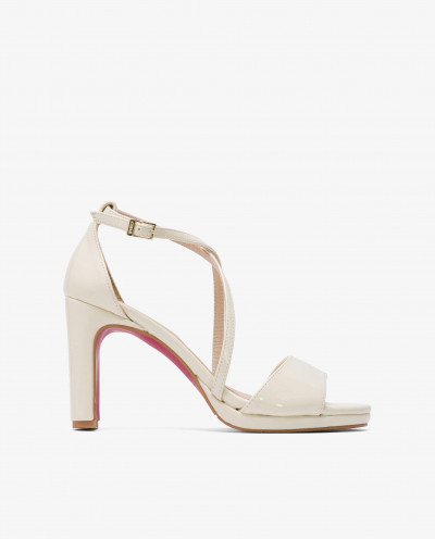 NUDE PATENT LEATHER SANDAL