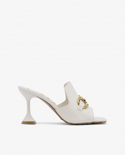 WHITE NAPPA CLOG